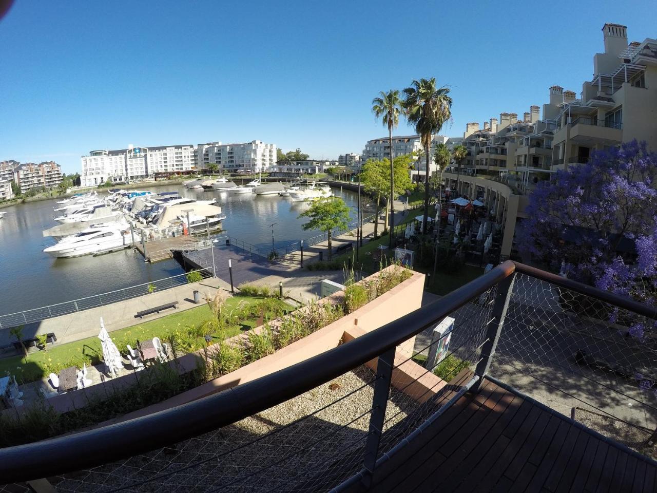 Vista Bahia Nordelta Apartment Tigre Bagian luar foto